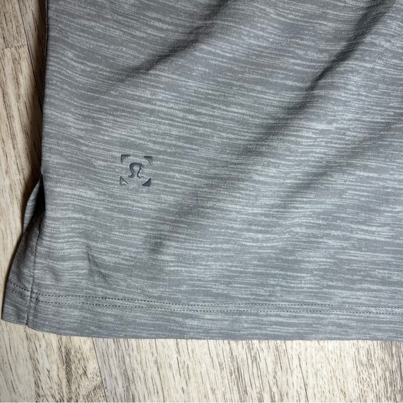 Lululemon Men's Gray Athletic Shorts 11* Linerless Size Medium - Picture 3 of 9